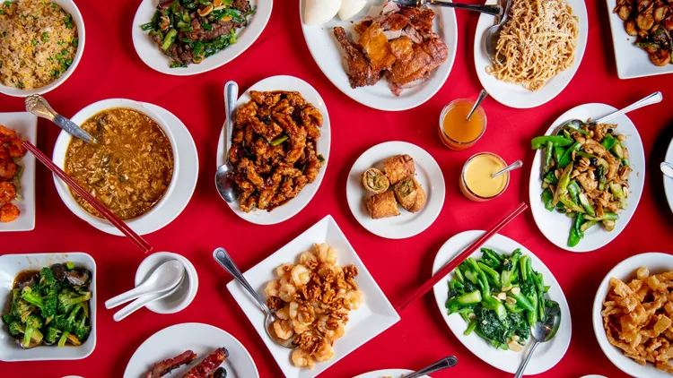 Fuchsia Dunlop distills the history of Chinese food through a menu of 30 dishes.