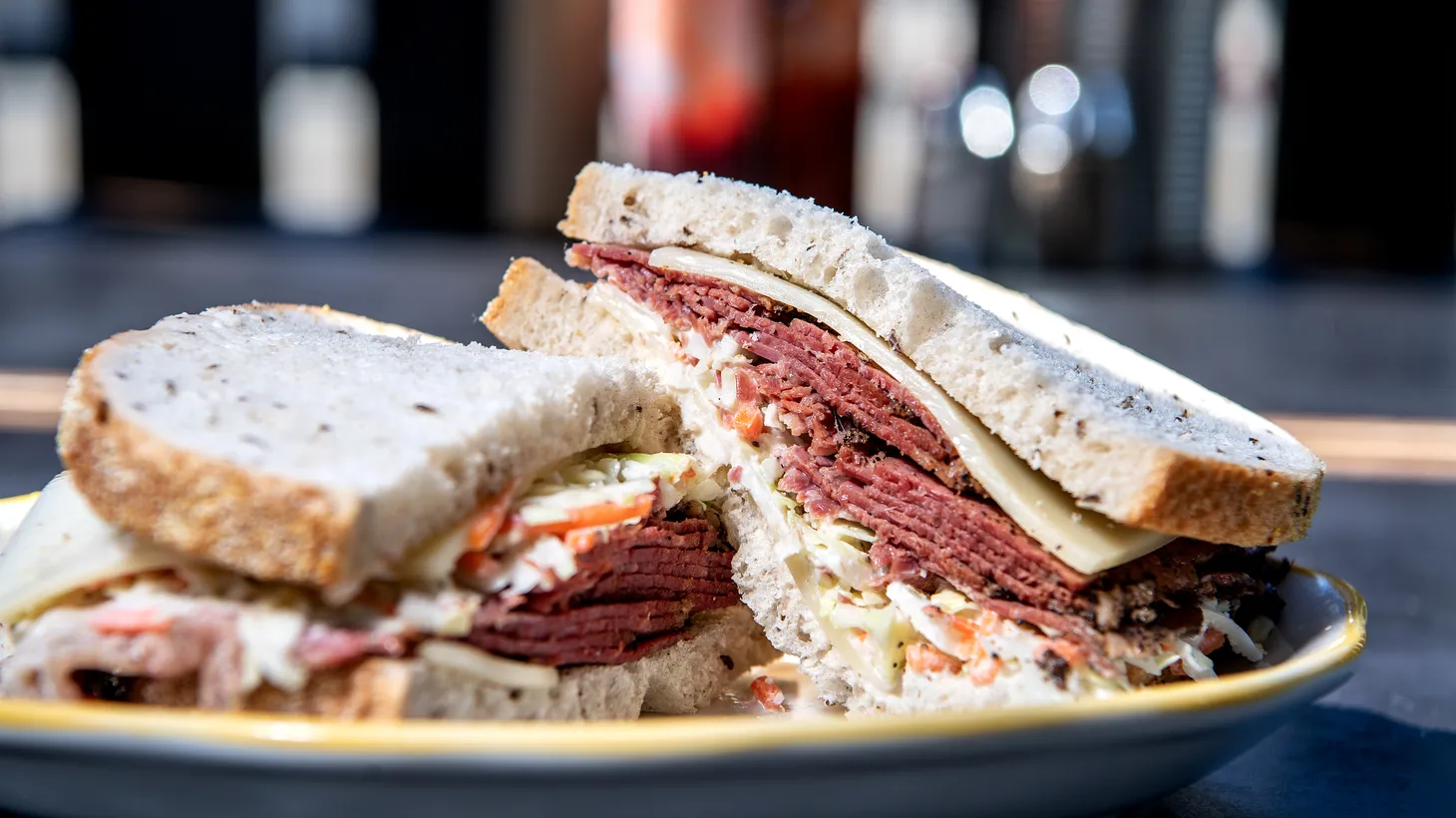 Wise Sons in Culver City pays homage to Langer’s famous No. 19 pastrami sandwich.