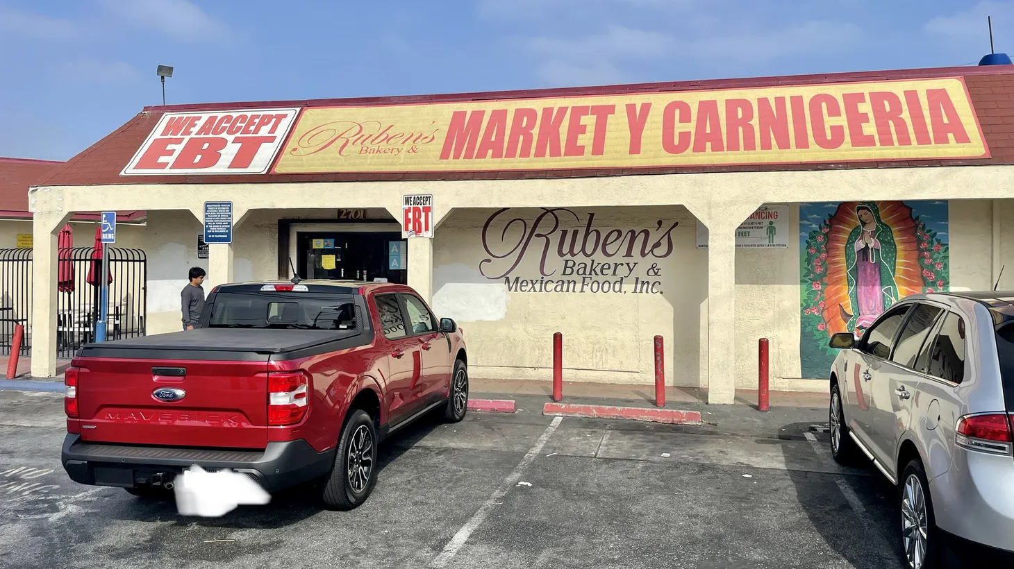 This year, there’s a big upset by Ruben’s Bakery, which becomes the first tortilleria from Compton’s underrated tortilla scene to make it into the Suave 16.