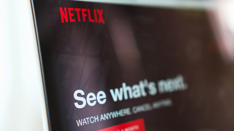 Netflix was projected to lose 2 million subscribers. They lost only nearly 1 million. Is the streaming service over the hump?