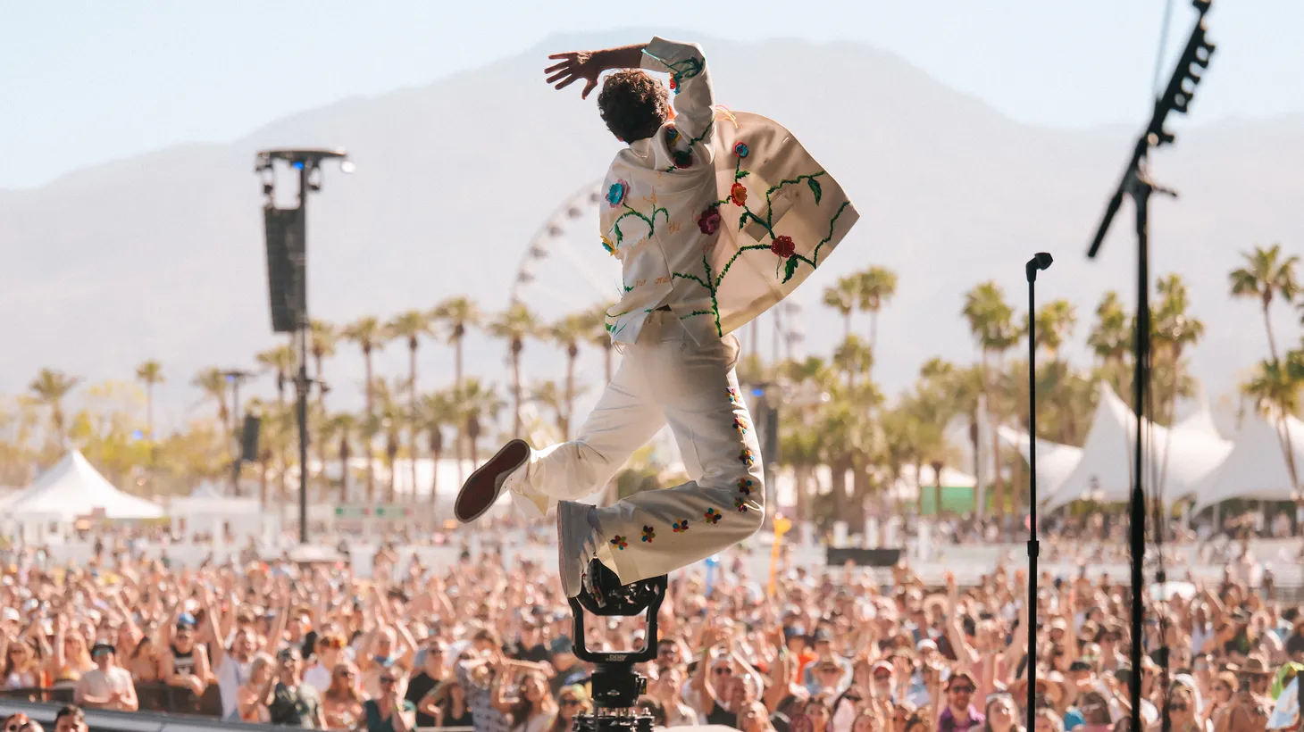 Giddy up! The Coachella 2024 lineup is here.