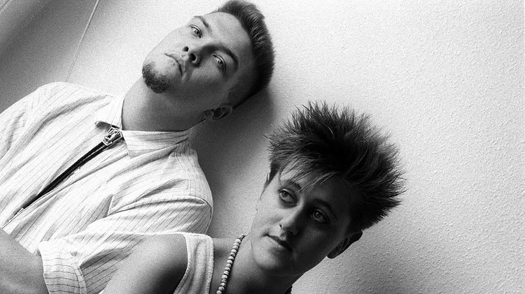 Tracey Thorn and Ben Watt join Deirdre in 1985 to talk the need for women's voices in songwriting, reproducing their music in a live context, and the best way to embed a political message in a pop song.