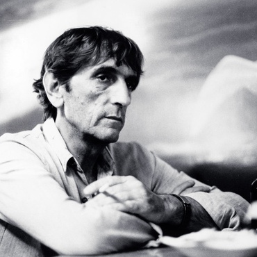 Screen legend Harry Dean Stanton dropped into “SNAP” with his trio in June 1987 to share a commanding set of cover versions in both Spanish and English.