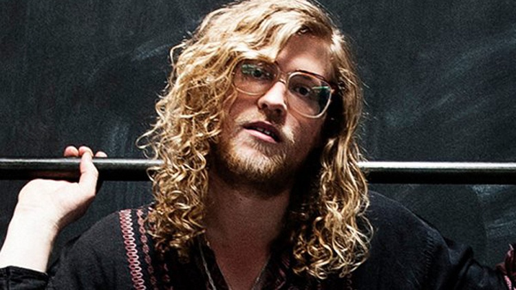 Allen Stone is a son of a preacher and self-described hippie from rural Washington whose love for soul music led him to become a singer/songwriter.