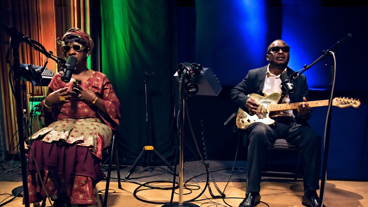 Grammy-nominated Malian musical duo Amadou & Mariam stop by our studio to preview new music before the release of their forthcoming full-length album.