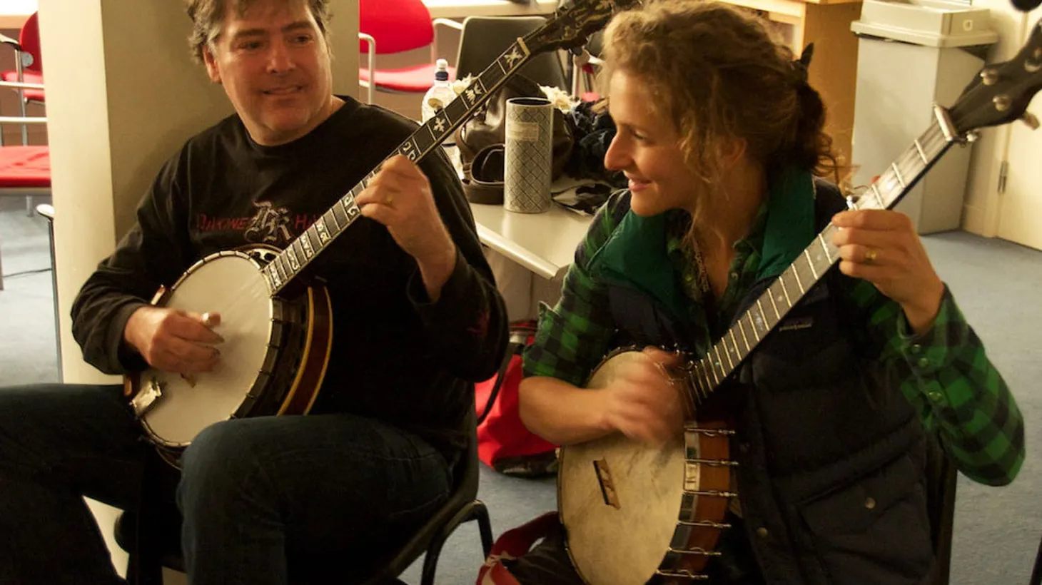 Married banjo wizards Béla Fleck and Abigail Washburn perform songs from their first album together.