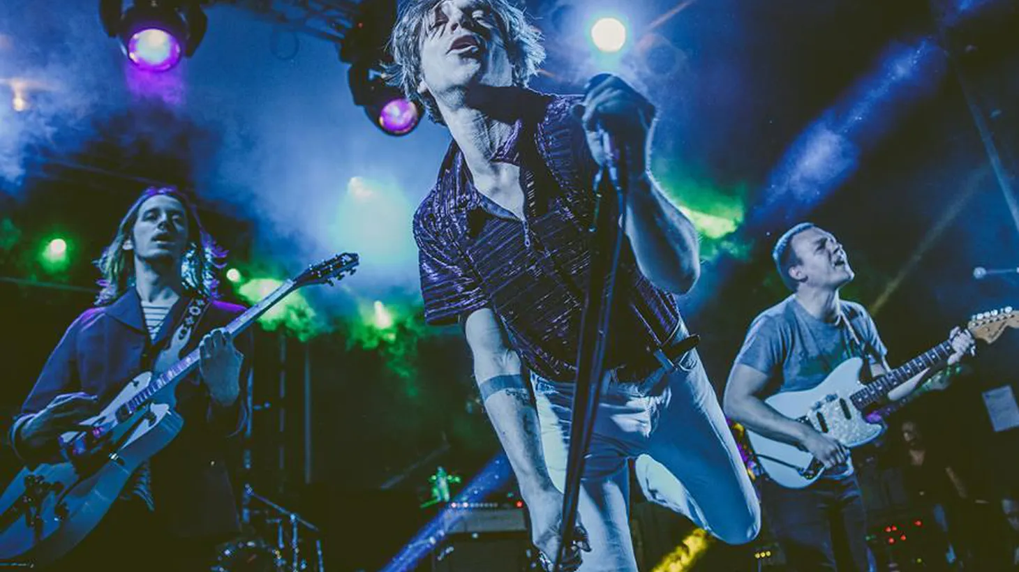Kentucky rockers Cage the Elephant blasted back with their third album.