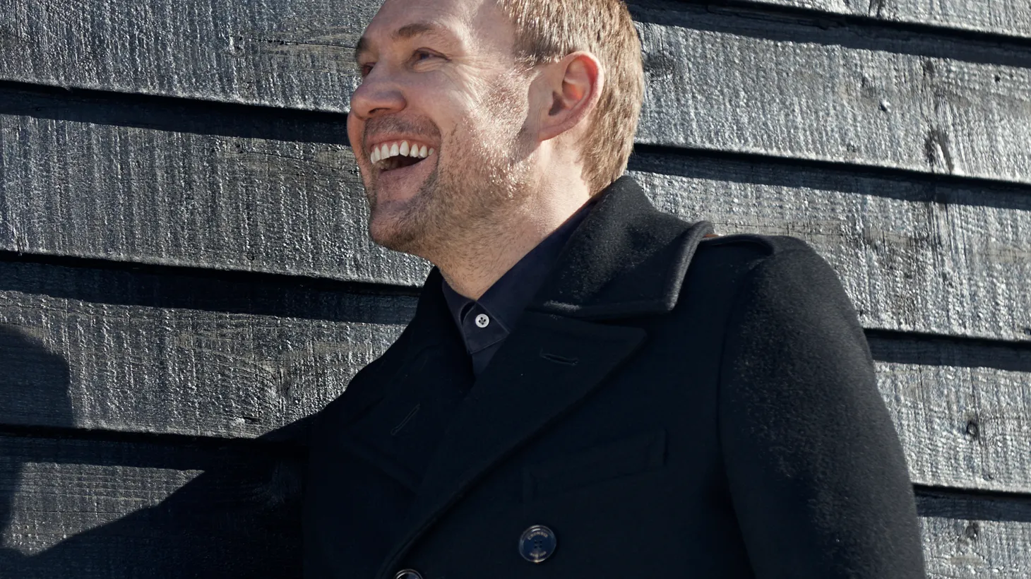 David Gray's 10th studio album finds the singer/songwriter experimenting with his writing process and a change in tone.