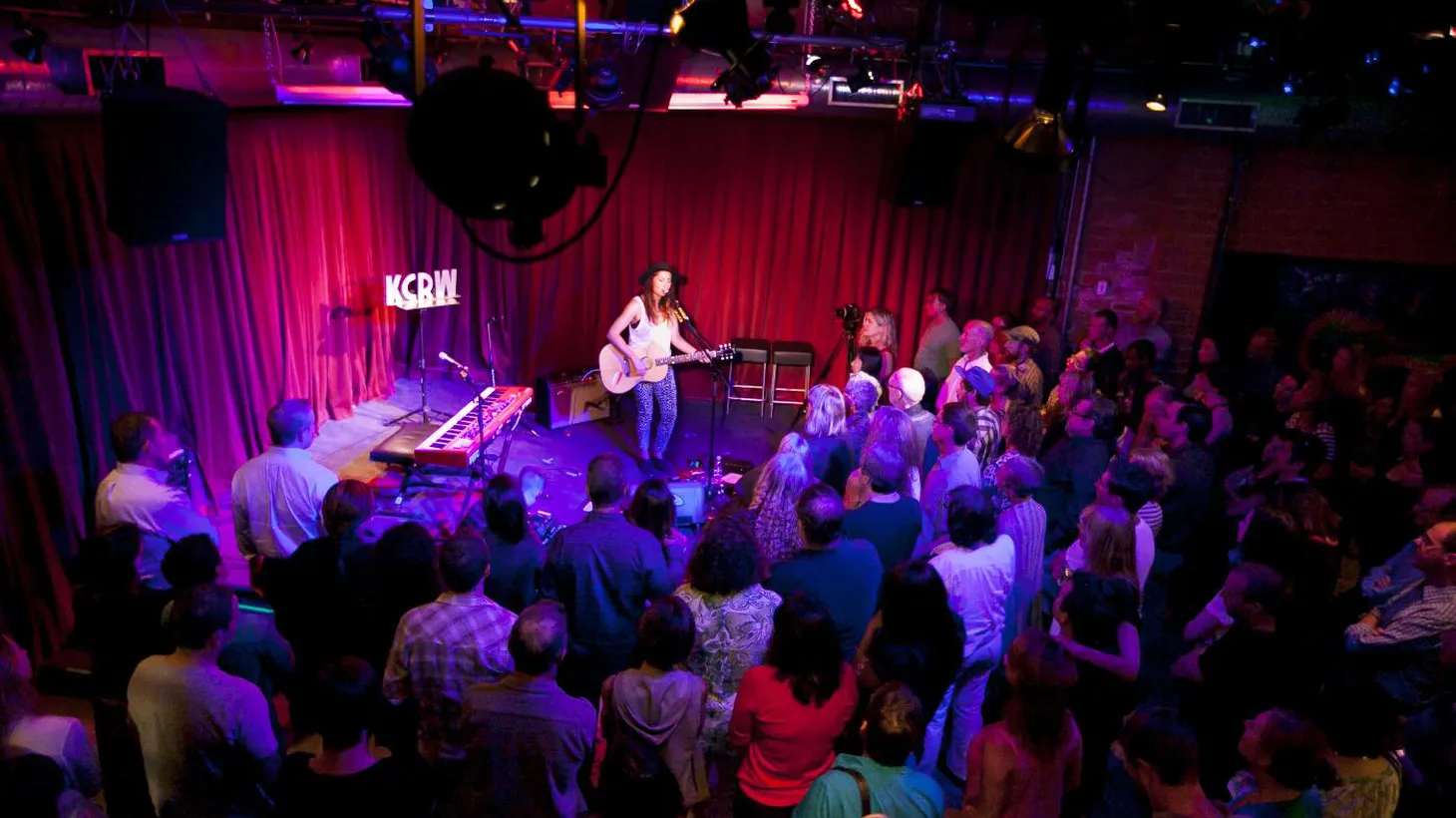 Guitarist and songwriter extraordinaire KT Tunstall delighted a small audience, performing a solo acoustic set of songs from her new album at KCRW's Apogee Sessions.