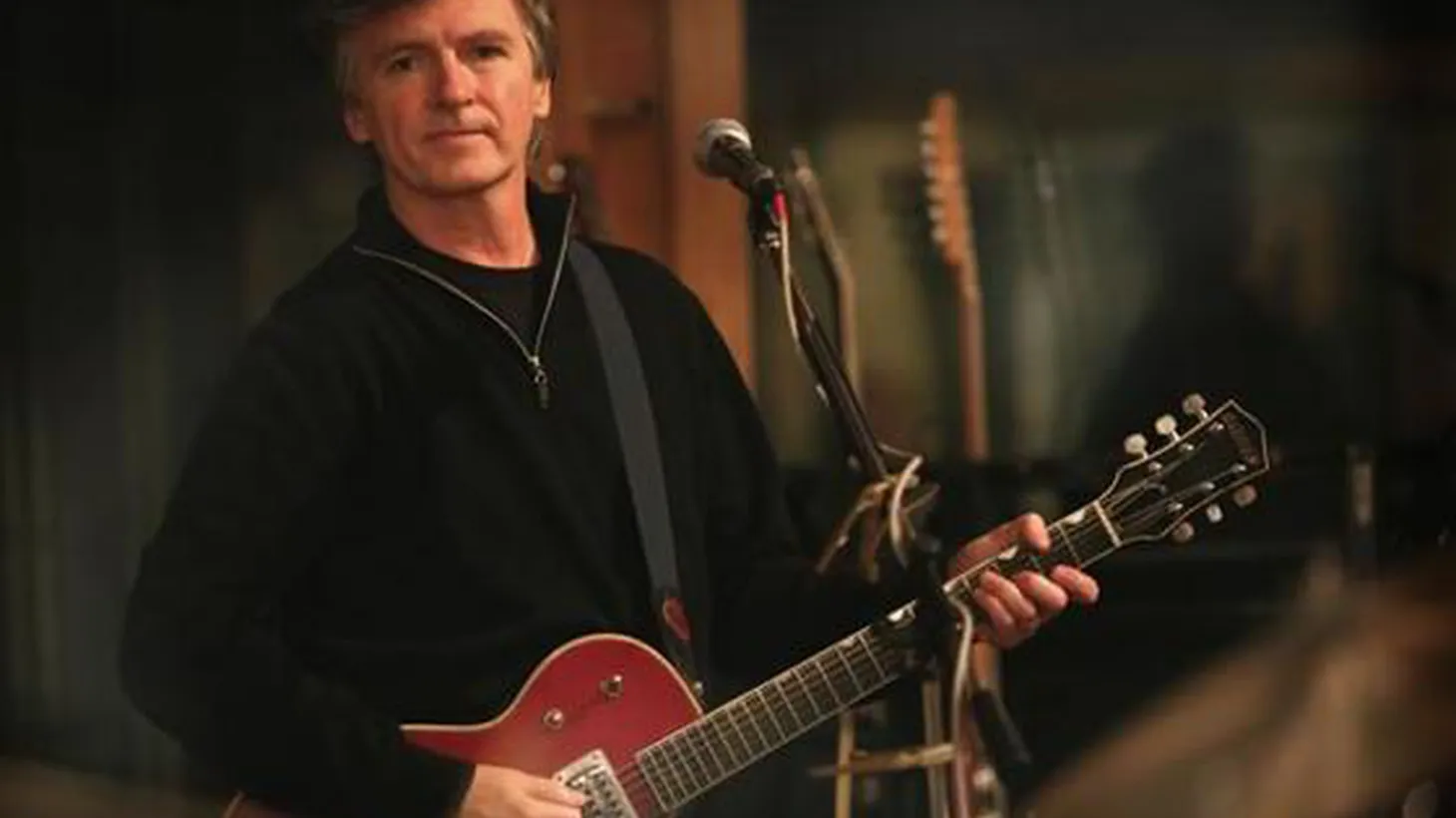 Crowded House founder Neil Finn gathered a stellar line-up for his latest project 7 World Collide and issued it to raise funds for Oxfam. He’ll feature Lisa Germano and son Liam when they perform for Morning Becomes Eclectic listeners at 11:15am.