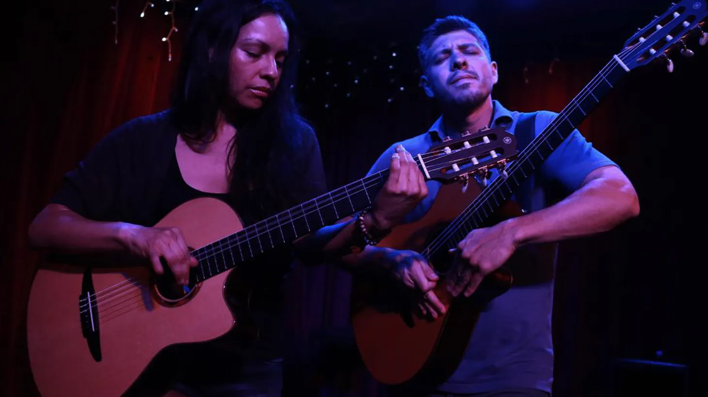 Master guitarists Rodrigo y Gabriela transform their instruments into percussive vehicles of melody as they perform at KCRW's Apogee Sessions.