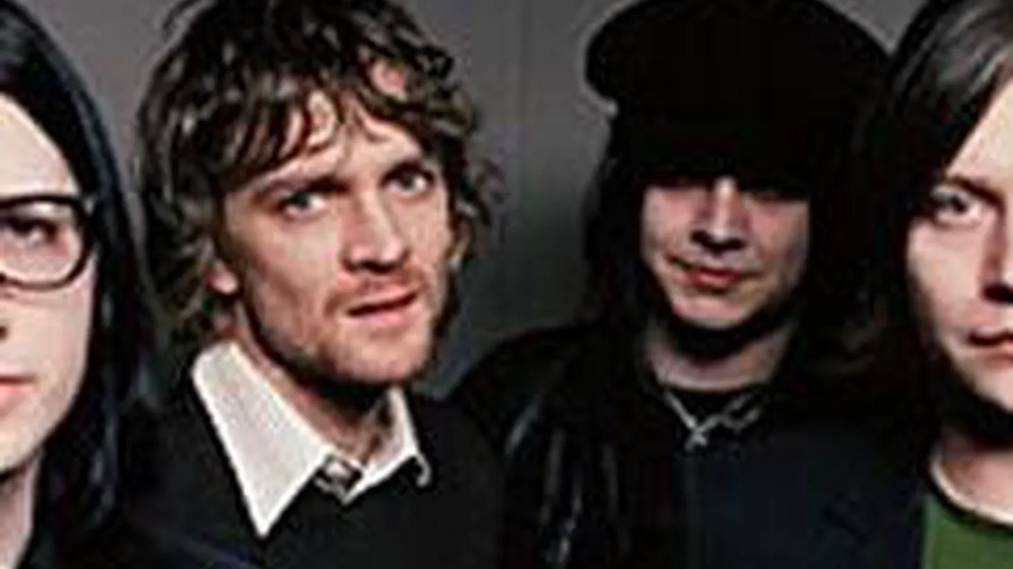 Brendan Benson and Jack White lead The Raconteurs in a live acoustic set on Morning Becomes Eclectic.