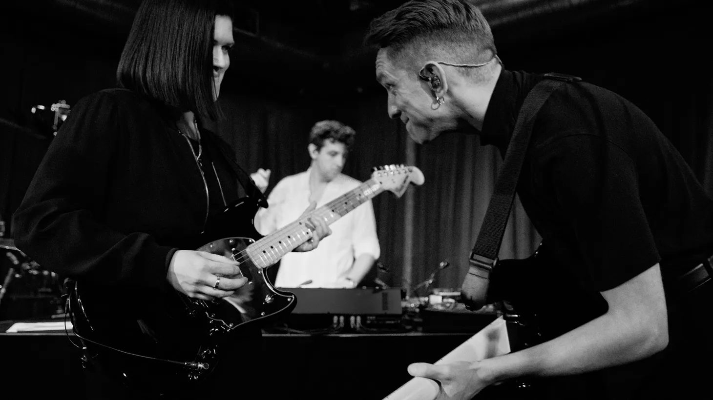 The trio behind The xx have been playing music together since they were teenagers and have sold millions of records. On I See You, they step boldly into the limelight and we share highlights of a recent live session recorded at Apogee studio.