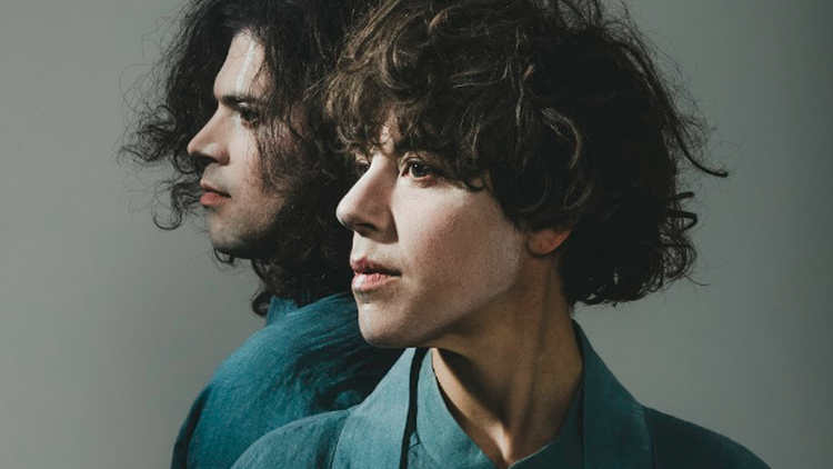 For the 4th Tune-Yards full length album I can feel you creep into my private life, bandleader Merrill Garbus turned to her longtime bass player Nate Brenner as her producing partner.