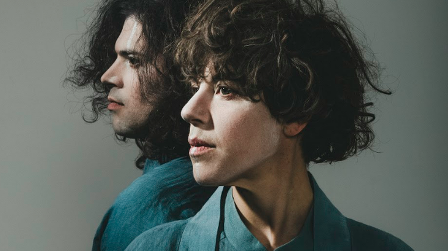 For the 4th Tune-Yards full length album I can feel you creep into my private life, bandleader Merrill Garbus turned to her longtime bass player Nate Brenner as her producing partner.