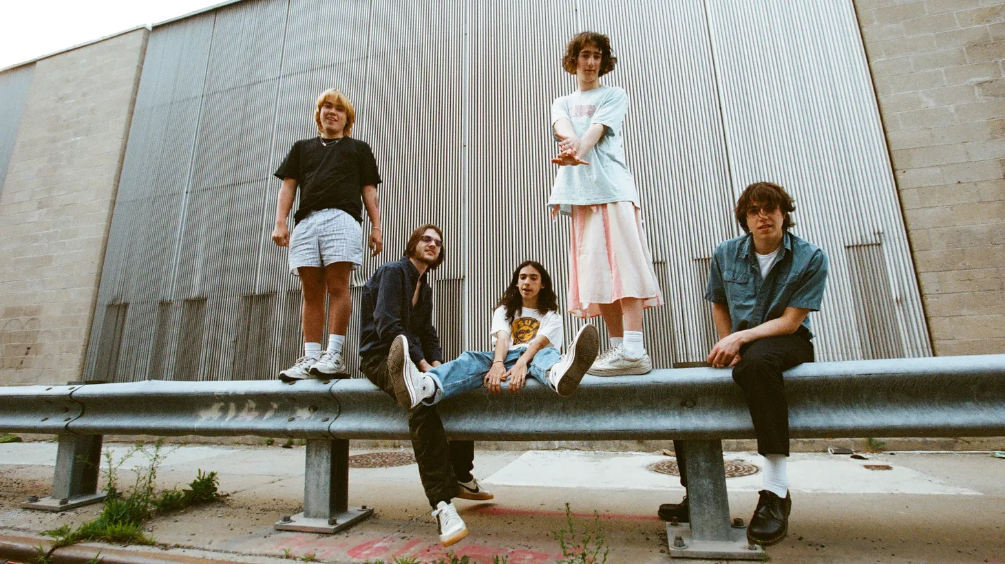 The excitement is building as fans discover Brooklyn-based outfit Geese. Before graduating from high school last year, they wrote, produced, and recorded their debut album “Projector” between getting home from school and their 10 p.m. curfew.