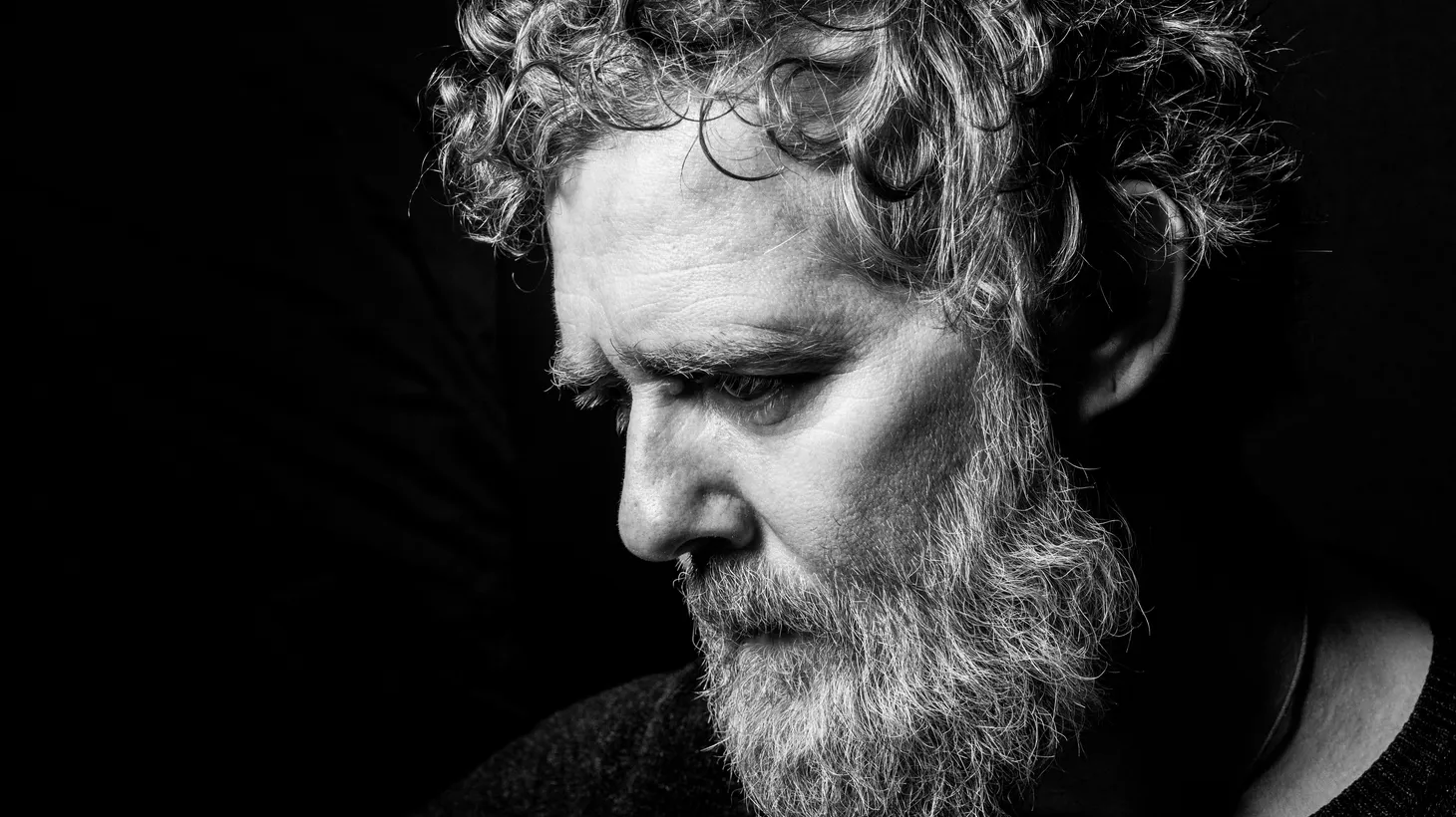 The plight of the Ukrainian people cuts deep for Glen Hansard, so he did what he does best and poured his heart out in a song.