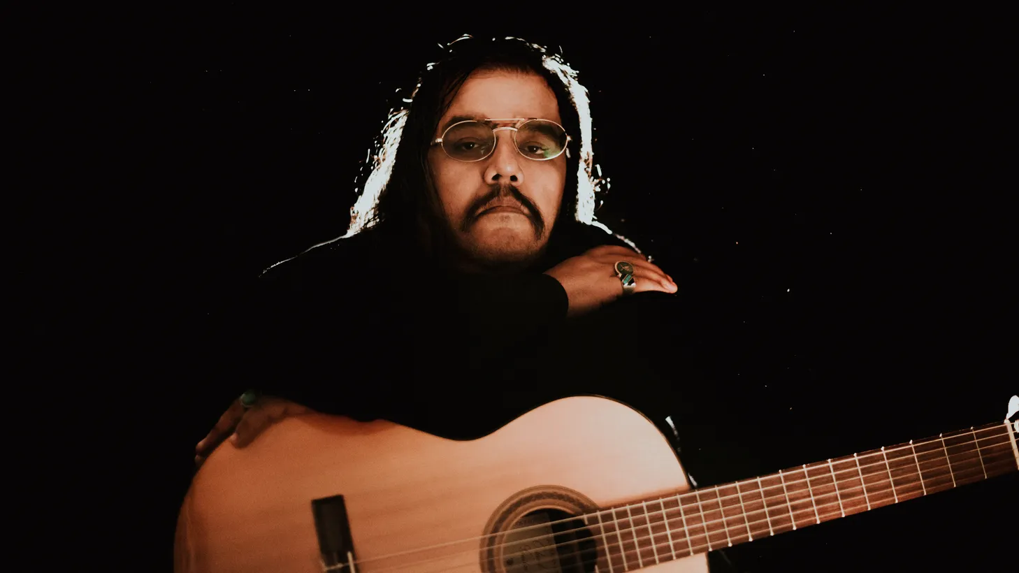 Mexican-American musician and songwriter Joel Jerome is based in Los Angeles and lends his talent to hometown artists like Cherry Glazerr and La Sera, but his own work is inspired by the likes of the Beach Boys, Fleet Foxes, and the music his…