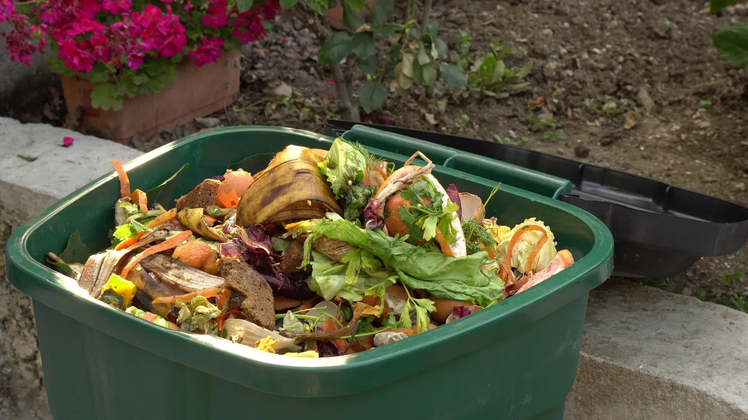 For some residents, composting is as easy as throwing their food scraps into the green bin. But some cities, landlords and businesses have been slow to roll out their programs.