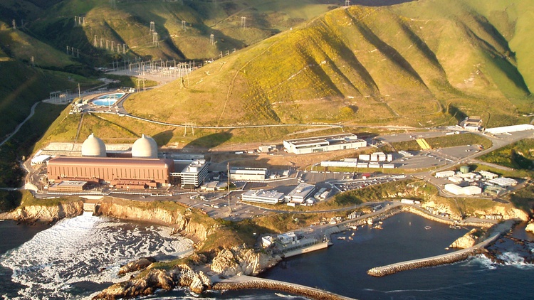 Diablo Canyon is supposed to start closing in a few years, but a Stanford-MIT report says keeping it open would help California transition to clean energy more cheaply and cleanly.