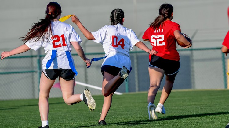Girls’ flag football is now an official high school sport in SoCal, thanks to a vote by the California Interscholastic Federation’s southern section.