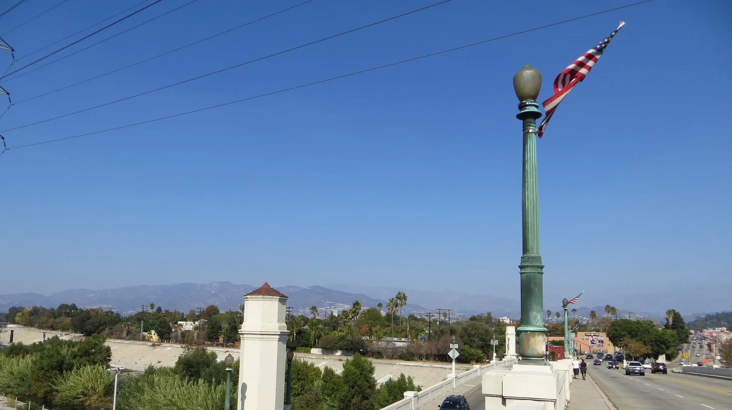 LA is trying to protect bronze street lamps like this on the Glendale-Hyperion Bridge from thieves.