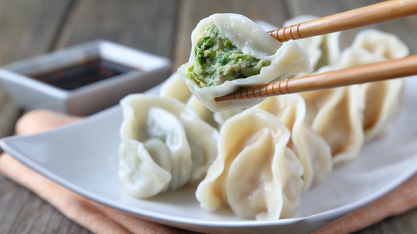 “Just ask your waiter to make some recommendations because they've got every dumpling imaginable,” Mona Holmes says of Xiao Long Dumplings in Las Vegas.
