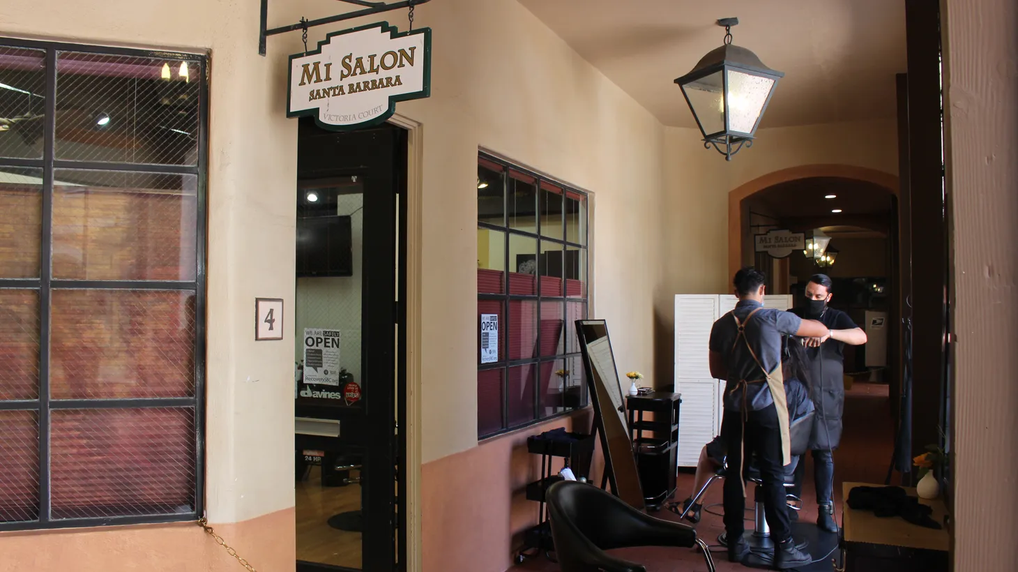 Mi Salon in Santa Barbara is offering dry haircuts outdoors.