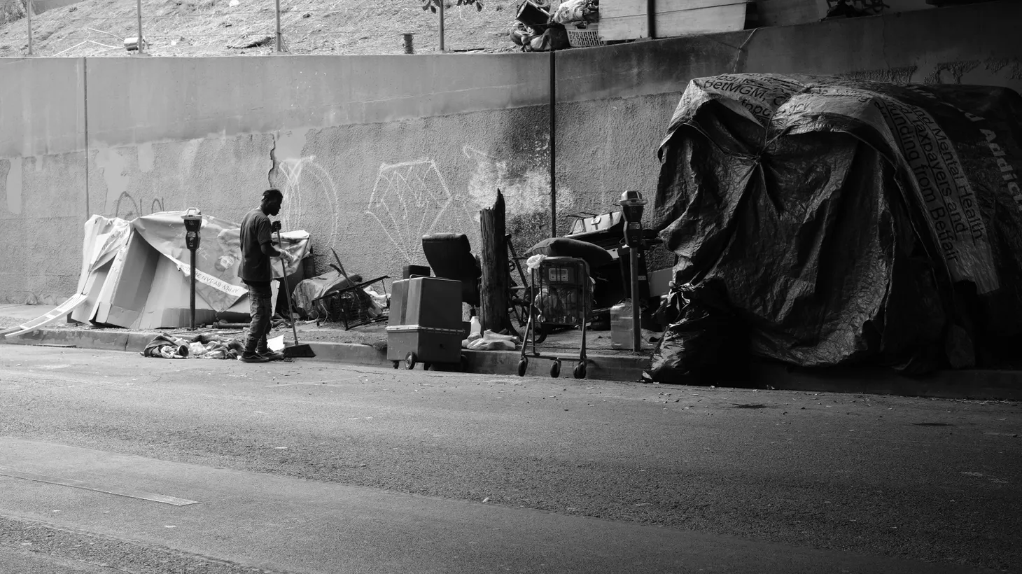 A homeless encampment is seen in downtown LA, October 14, 2022. This year, in the worst winter weather, the Los Angeles Homeless Service Authority will provide just over 600 extra shelter beds to serve the nearly 50,000 Angelenos who sleep on the streets every night.