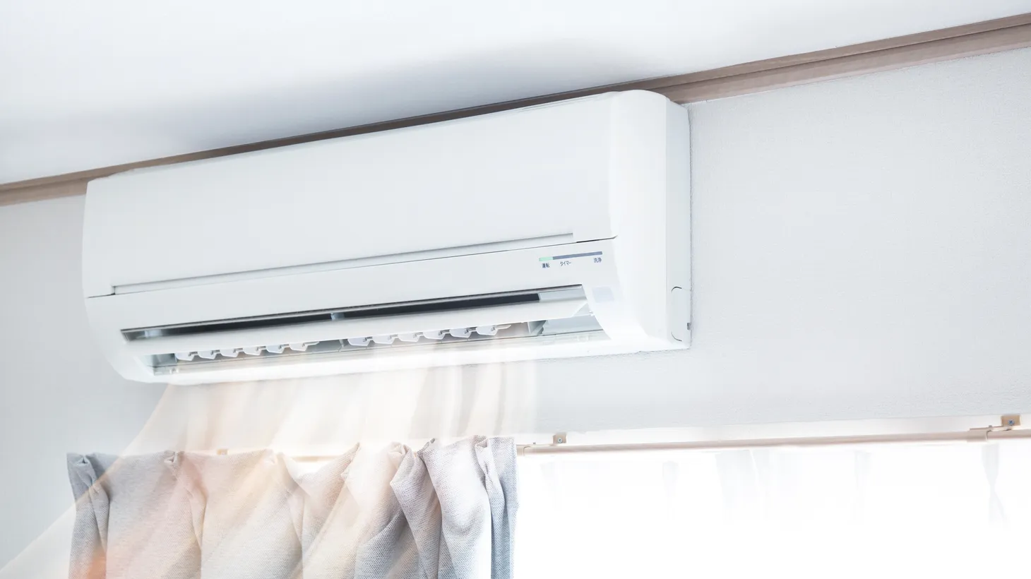 Many tenants in Los Angeles don’t have access to air conditioning in their apartments, leaving them vulnerable to heat-related illnesses.