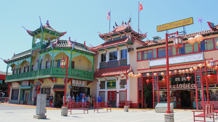 Chinatown is a mecca for good food, but did you know that the neighborhood hasn’t had a supermarket for the past two years?