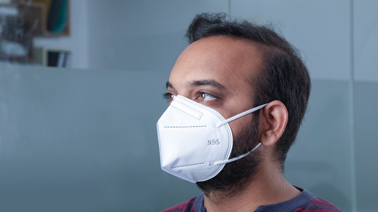 Should you catch Omicron ‘to get it over with’ and re-use N95 masks?