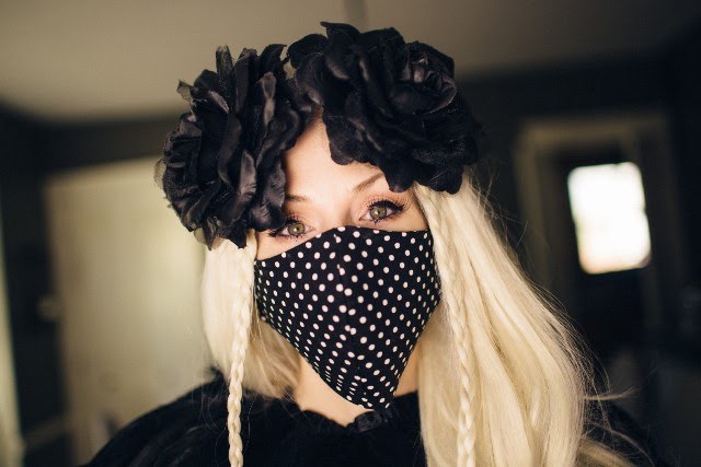 Crafters Fashion Designers Make Coronavirus Face Masks Do Nurses