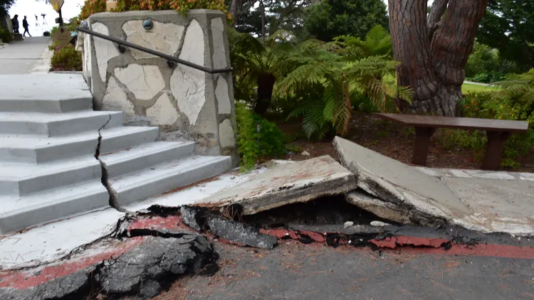 Palos Verdes landslide leads to removal of Wayfarers Chapel
