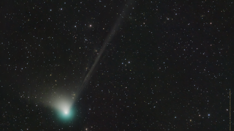 A comet with a green tail will be the most visible in tonight's sky. It last passed through our solar system 50,000 years ago.