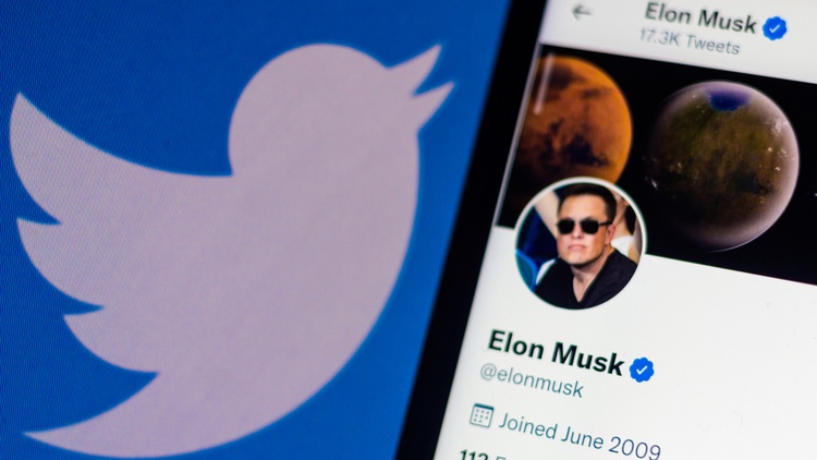 Elon Musk is offering to buy Twitter for $43 billion and make it more open toward free speech. H e’ll likely have to borrow billions to complete the transaction.