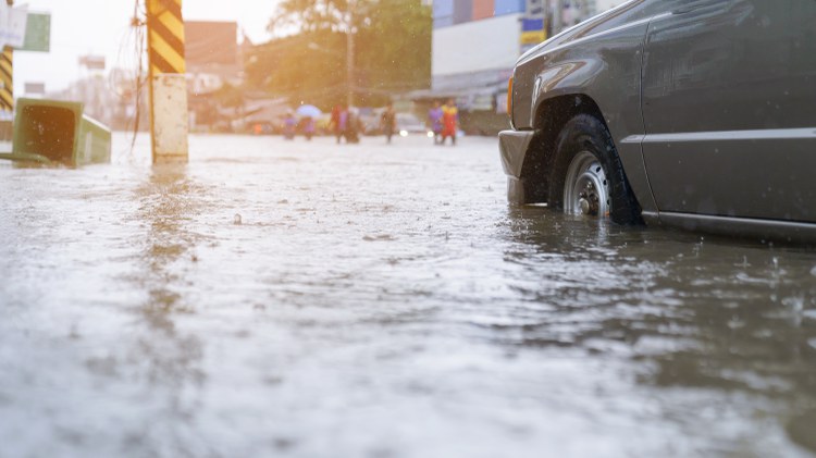 Many LA County residents could be inundated by at least a foot of flood water — should a once-in-a-100-year storm hit the area, according to UCI researchers.