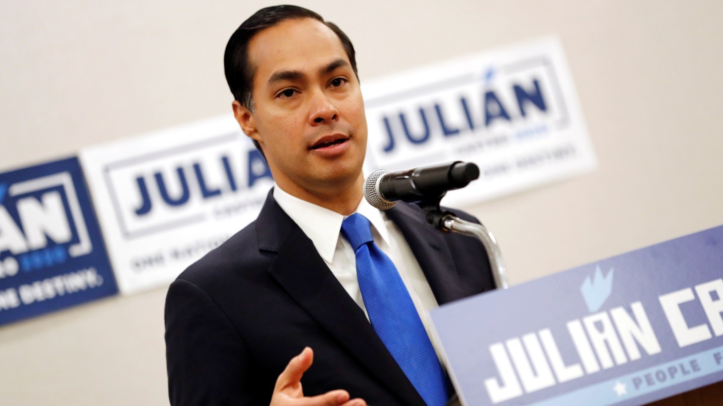 Presidential hopeful Julian Castro wants to solve homelessness by 2028